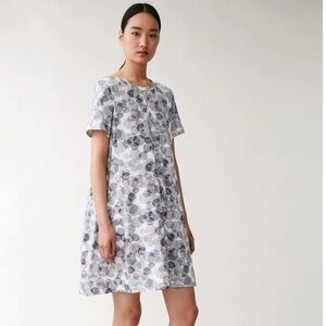 COS Gray and White Flutter Sleeve Mini Dress Size M